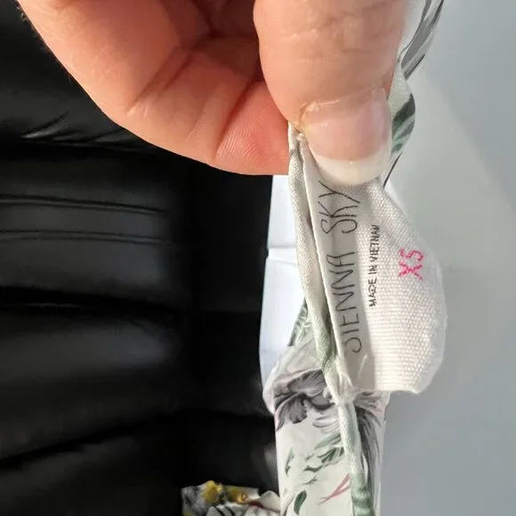 Sienna Sky Vintage La Cabana tropical flower Hawaiian style blouse - Picture 4 of 4